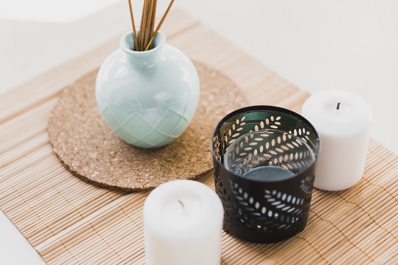 Kominek z woskiem zapachowym Country Candle – jak z niego korzystać?