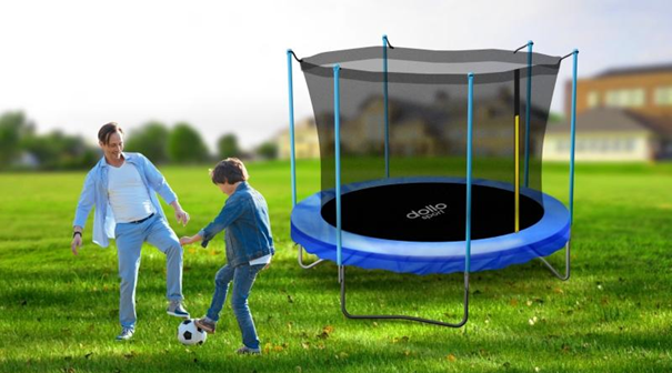 Mała trampolina ogrodowa – czy to dobry wybór dla dzieci?